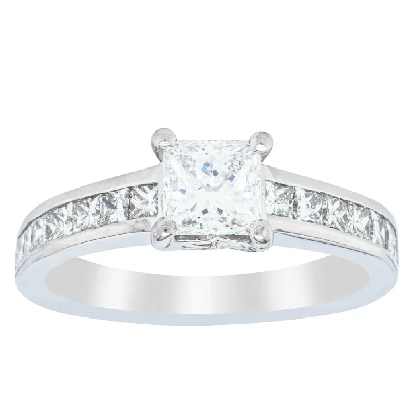 Deja Vu Platinum 1.01ct Princess Cut Diamond Ring