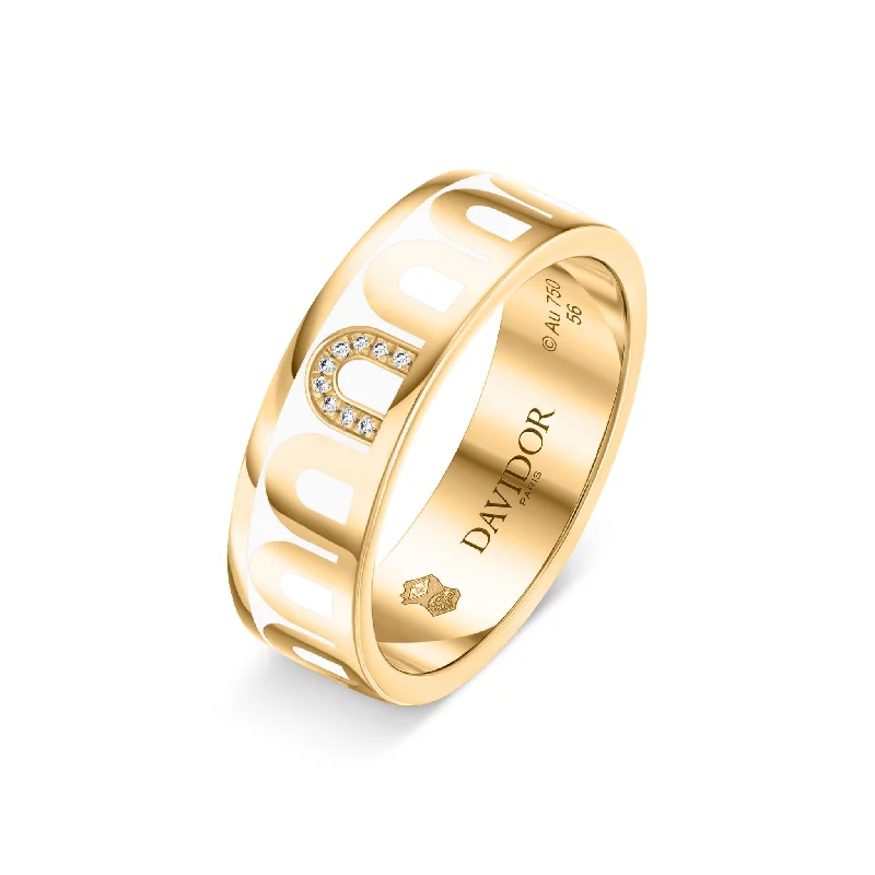 Your Dream Jewelry At Dream Prices – Shop Now L’Arc de DAVIDOR Ring MM, 18k Yellow Gold with Neige Lacquered Ceramic and Porta Simple Diamonds Your Dream Jewelry At Dream Prices – Shop Now L’Arc de DAVIDOR Ring MM, 18k Yellow Gold with Neige Lacquered Ceramic and Porta Simple Diamonds