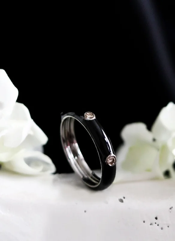 Exclusive Jewelry Sale Event – Shop Now NEVIN Enamel Band Ring