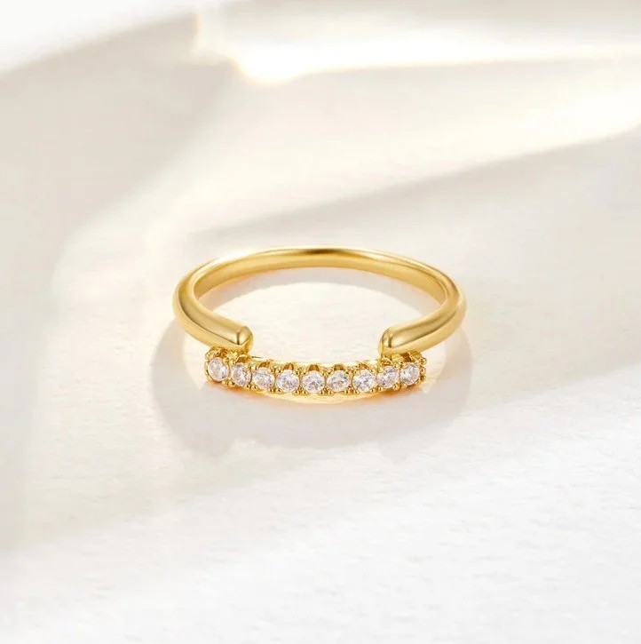 Timeless Beauty, Unbeatable Deals – Jewelry Sale On Elise Crystal Gold Ring