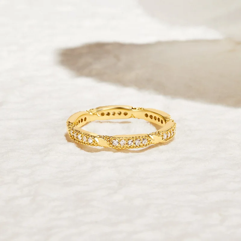 Luxury Jewelry Sale – Elegant Styles At Unbeatable Prices Eva 18K Gold Twisted Ring
