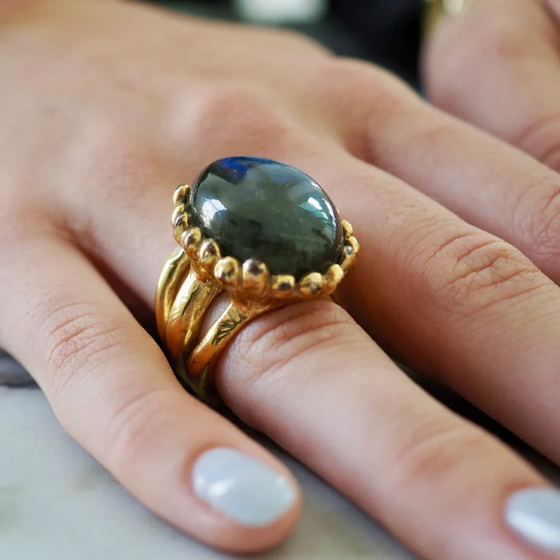 Elegant Jewelry, Affordable Luxury – Shop Now ISABELLE LABRADORITE STONE RING