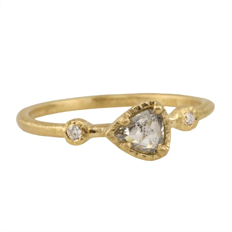 Sparkle On A Budget – Fine Jewelry For Less 18K Gold Prong-Set Rose Cut Pear Shaped Grey Diamond Ring Sparkle On A Budget – Fine Jewelry For Less 18K Gold Prong-Set Rose Cut Pear Shaped Grey Diamond Ring