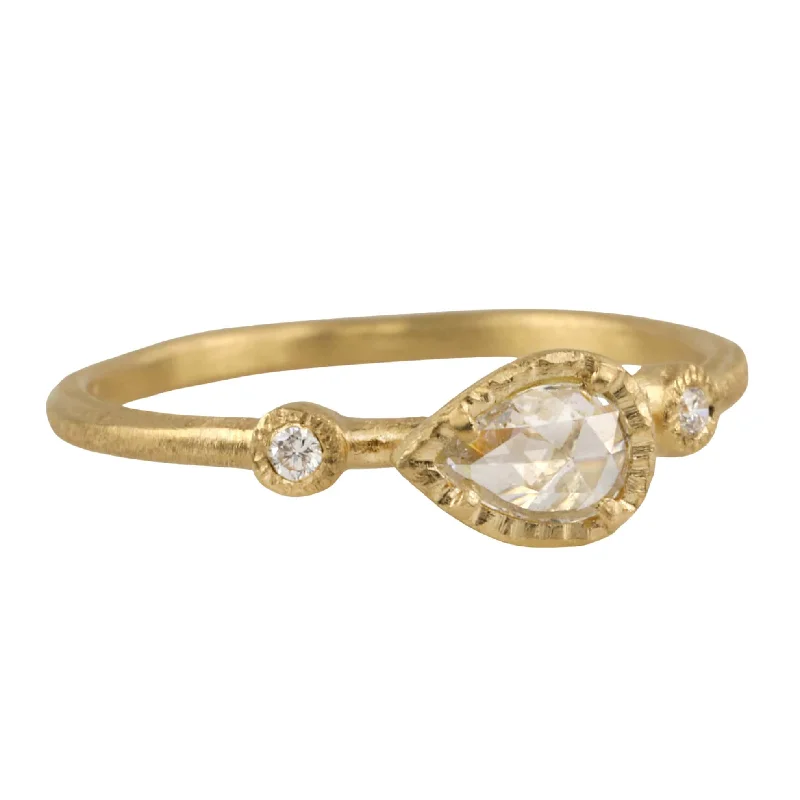 Big Discounts On Elegant Jewelry Collections 18K Gold Prong-Set Rose Cut Pear Shaped White Diamond Ring Big Discounts On Elegant Jewelry Collections 18K Gold Prong-Set Rose Cut Pear Shaped White Diamond Ring