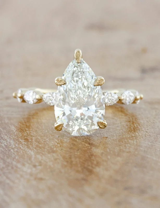Elegant Jewelry At Unbeatable Offers – Shop Before It's Gone Elaine - Pear