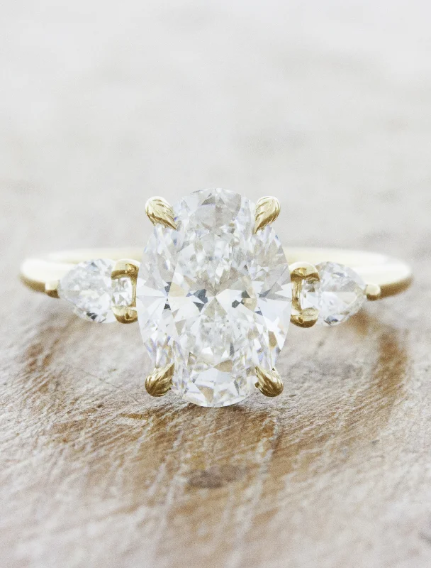 Elegant Jewelry, Exclusive Prices – Shop Now Elle - 2.04ct Oval Lab Grown Diamond