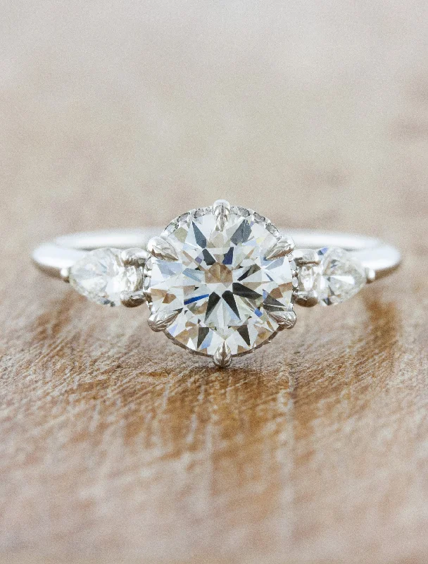 Unmissable Jewelry Clearance – Final Reductions Evie - Round