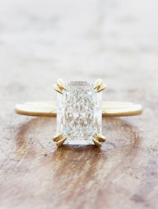 Fashion-Forward Geometric Jewelry For Contemporary Style Florina - 2.09ct Radiant Cut Lab Grown Diamond