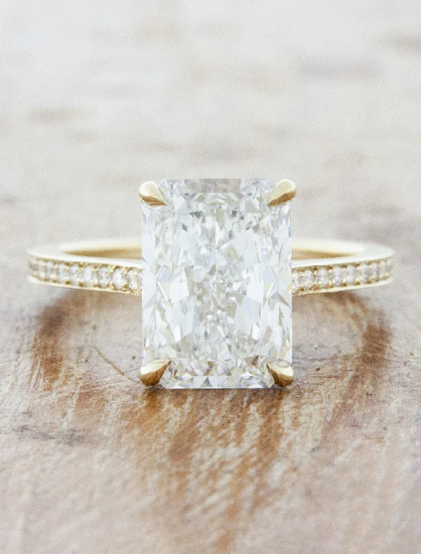 Limited-Stock Jewelry Sale – Once It's Gone, It's Gone Lauren - Radiant