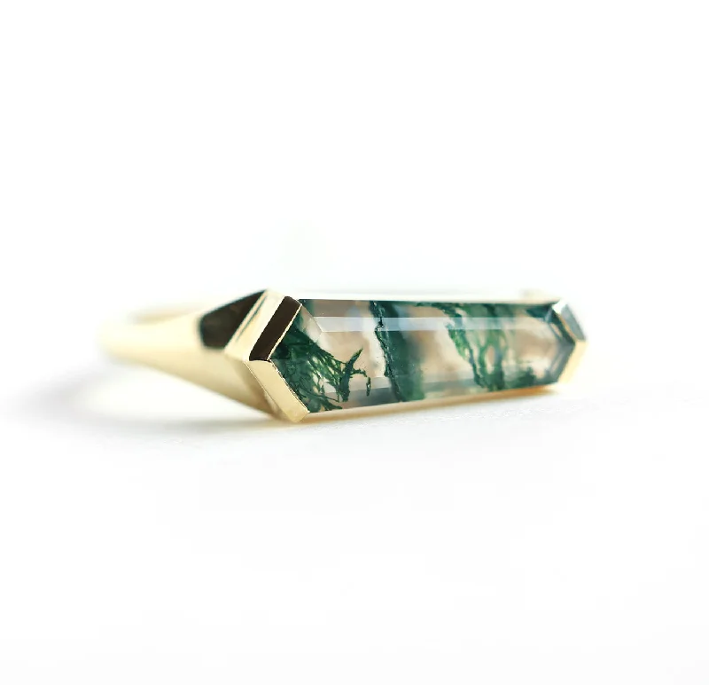 Shop Fine Jewelry With Amazing Deals Leni Shield Moss Agate Ring