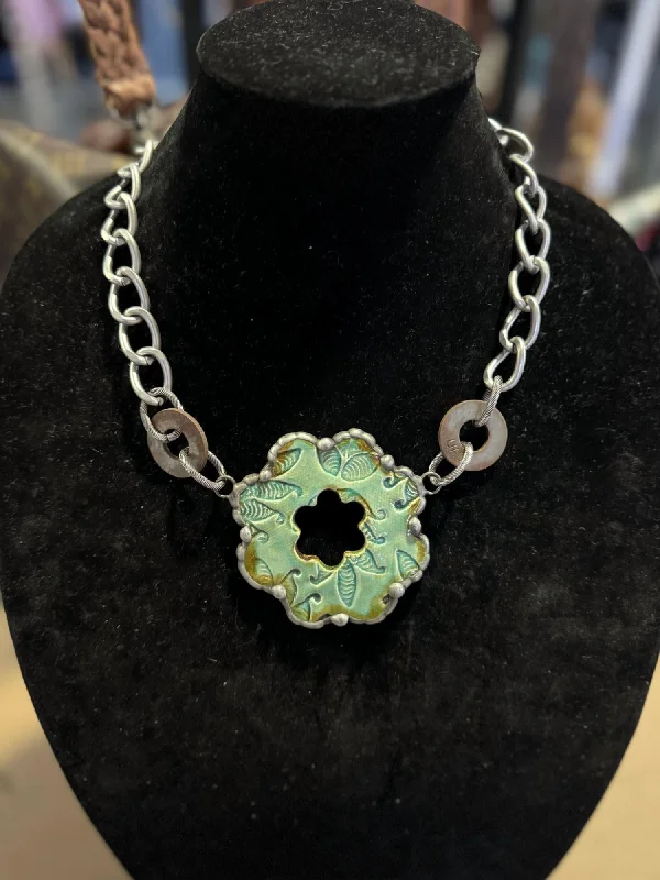Limited-Stock Jewelry Sale – Shop Before It's Gone Printed Flower Necklace In Silver/green Limited-Stock Jewelry Sale – Shop Before It's Gone Printed Flower Necklace In Silver/green