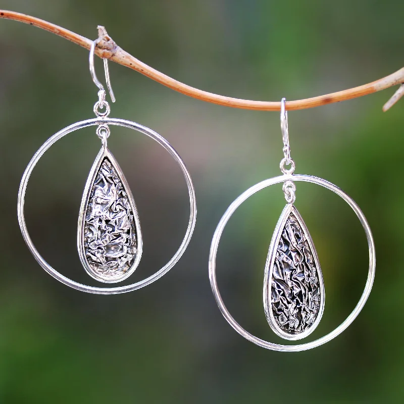 Best Jewelry Deals – Shop Premium Pieces At Great Prices Contour Drops Drop-Shaped Contoured Sterling Silver Dangle Earrings Best Jewelry Deals – Shop Premium Pieces At Great Prices Contour Drops Drop-Shaped Contoured Sterling Silver Dangle Earrings