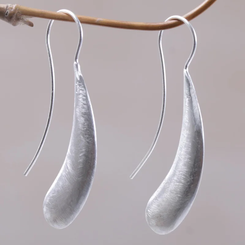 Limited-Stock Jewelry Sale – Shop Before It's Gone Shining Boomerangs 925 Sterling Silver Boomerang Drop Earrings from Indonesia Limited-Stock Jewelry Sale – Shop Before It's Gone Shining Boomerangs 925 Sterling Silver Boomerang Drop Earrings from Indonesia
