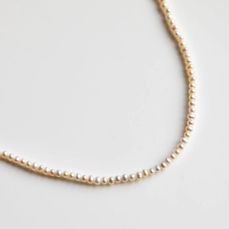 Luxury Meets Affordability – Jewelry Sale Now Live Solid Gold Classic Pearl Necklace