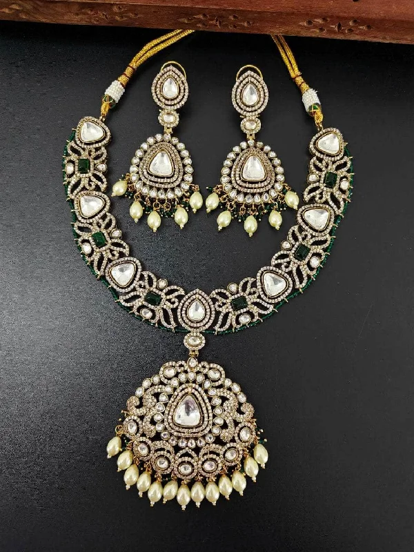 Affordable Luxury Jewelry – Style At A Great Price Timeless Kundan Opulent Necklace