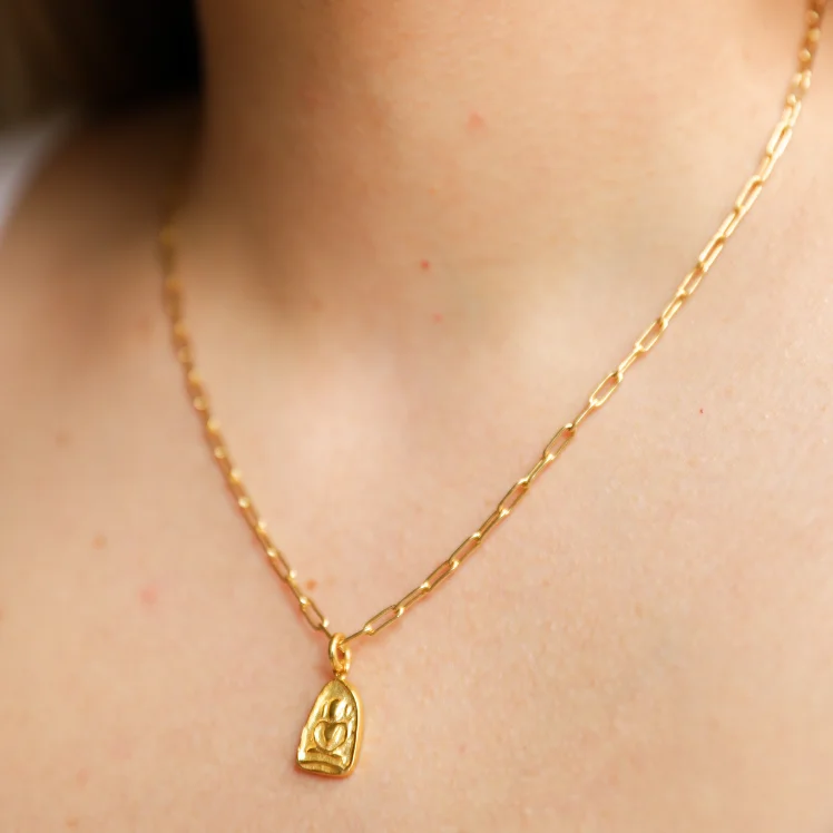Shop High-Quality Jewelry At Jaw-Dropping Discounts Small Amulet in 22K Gold Vermeil
