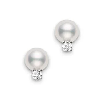 Adjustable Charm Bracelets For A Perfect Fit 18kt white gold diamond and pearl stud earrings