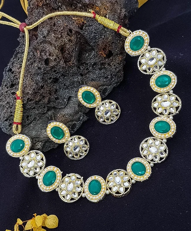 Seasonal Jewelry Sale – Upgrade Your Style Today Elegant Necklace Set