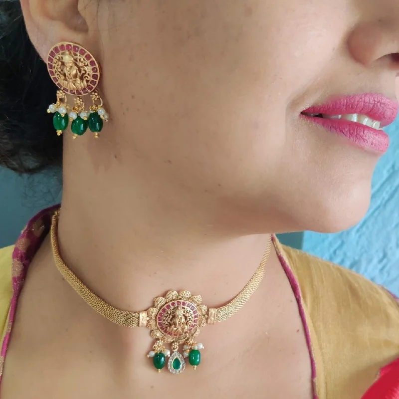 Stunning Jewelry At A Fraction Of The Price Gold Finish choker necklace set