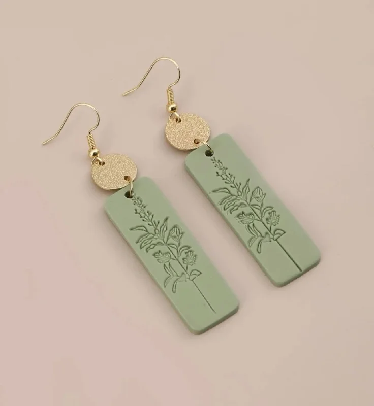 Elegant Necklaces And Bracelets At Limited-Time Offers Beautiful Gold and Green Floral Earrings