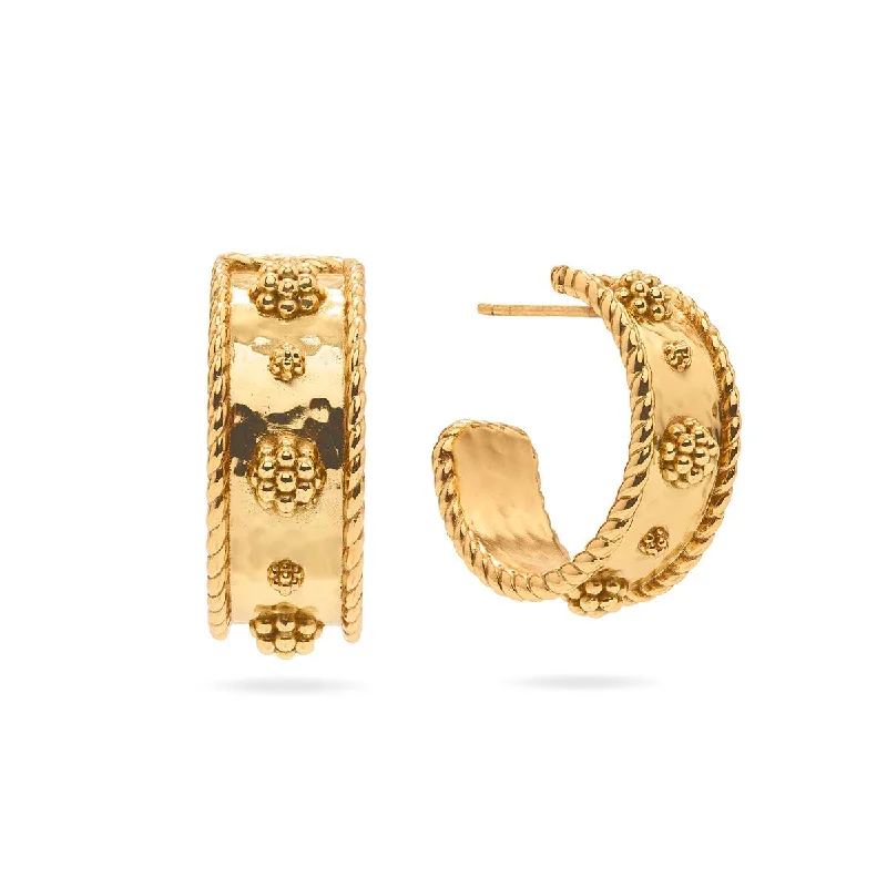 Timeless Beauty, Unbeatable Deals – Jewelry Sale On Berry Classic Small Hoop Earrings - Gold Timeless Beauty, Unbeatable Deals – Jewelry Sale On Berry Classic Small Hoop Earrings - Gold