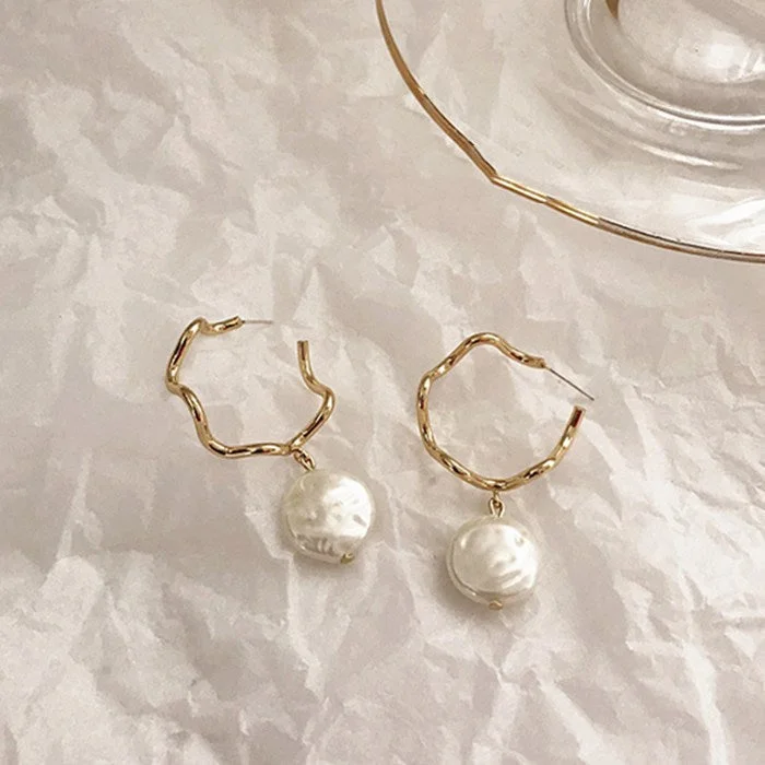 Get The Sparkle You Love At Prices You Adore Gold Hoop Earrings with Baroque Pearl Drop jlt11861