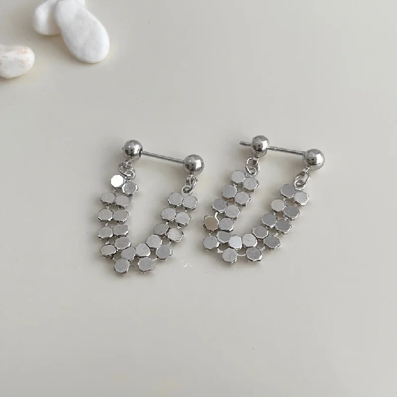Luxury Meets Affordability – Jewelry Sale Live Now Sleek Hexagonal Link Silver Hoop Earrings  jlt11794