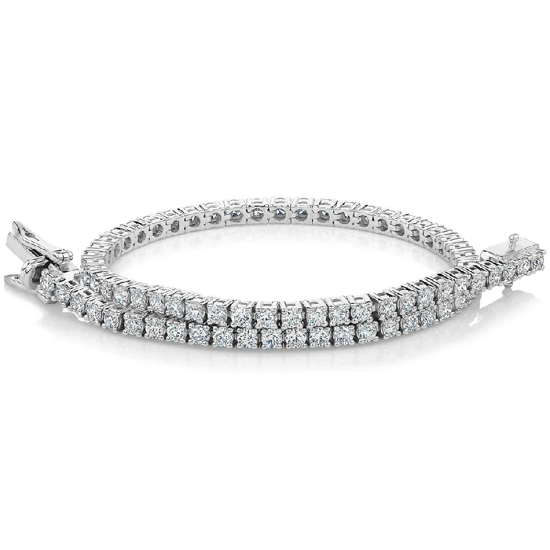 Final Call For Exquisite Jewelry At Reduced Rates Premium Laboratory Created Diamond, 3 carat TW round brilliant tennis bracelet in 18 carat white gold