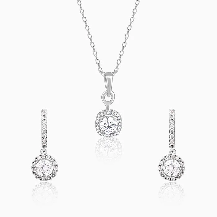 Trending Jewelry Styles Now At Limited-Time Discounts Silver Twilight Solitaire Set Trending Jewelry Styles Now At Limited-Time Discounts Silver Twilight Solitaire Set
