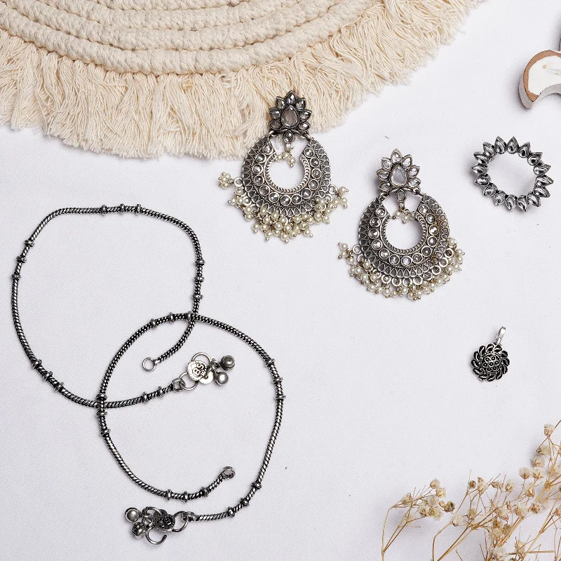 Affordable Elegance – Special Jewelry Sale Now Live Teejh Aneesha Silver Oxidised Jewelry Gift Set Affordable Elegance – Special Jewelry Sale Now Live Teejh Aneesha Silver Oxidised Jewelry Gift Set