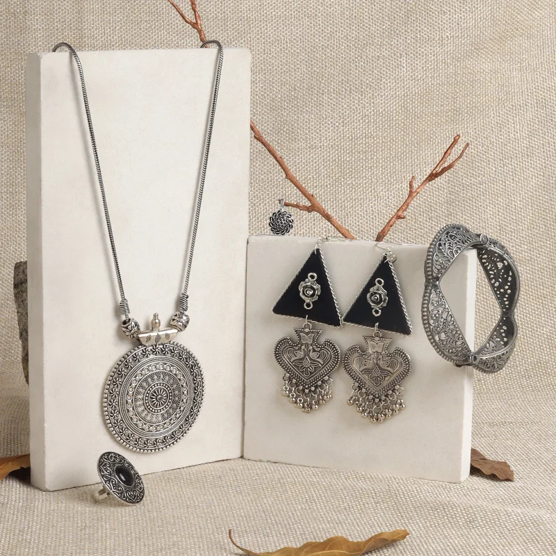 Stunning Jewelry Pieces At The Lowest Prices Ever Teejh Coimbatore Oxidised Silver Jewellery Gift Set Stunning Jewelry Pieces At The Lowest Prices Ever Teejh Coimbatore Oxidised Silver Jewellery Gift Set