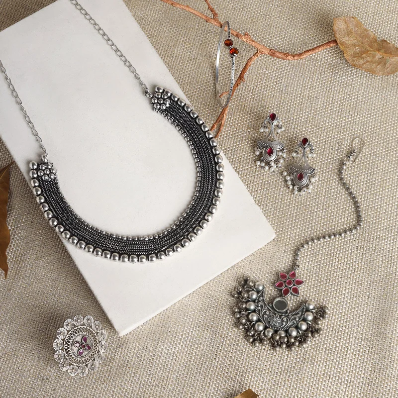 Final Call For Exquisite Jewelry At Reduced Rates Teejh Kollam Oxidised Silver Jewellery Gift Set Final Call For Exquisite Jewelry At Reduced Rates Teejh Kollam Oxidised Silver Jewellery Gift Set