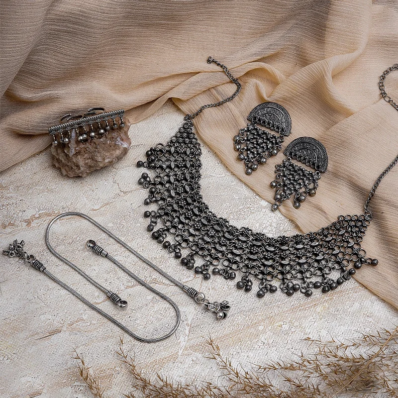 Don't Miss Out On Jaw-Dropping Jewelry Discounts Teejh Kumari Silver Oxidised Jewelry Gift Set Don't Miss Out On Jaw-Dropping Jewelry Discounts Teejh Kumari Silver Oxidised Jewelry Gift Set
