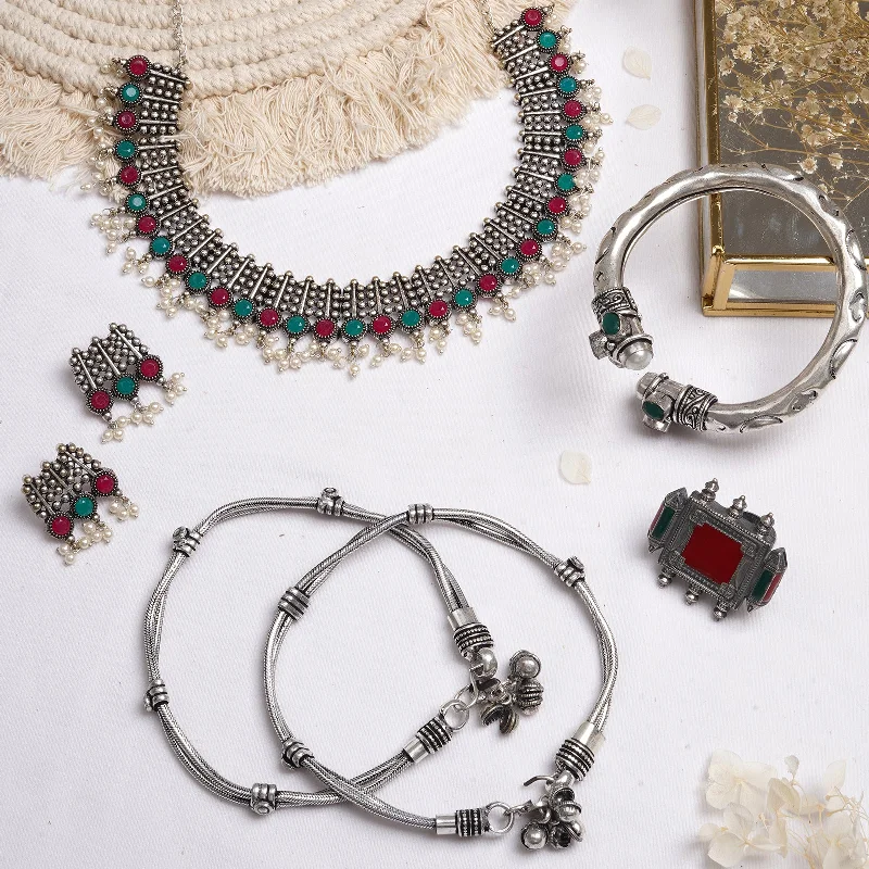 Elegant Jewelry At Unbeatable Offers – Shop Before It's Gone Teejh Madri Silver Oxidised Jewelry Gift Set Elegant Jewelry At Unbeatable Offers – Shop Before It's Gone Teejh Madri Silver Oxidised Jewelry Gift Set