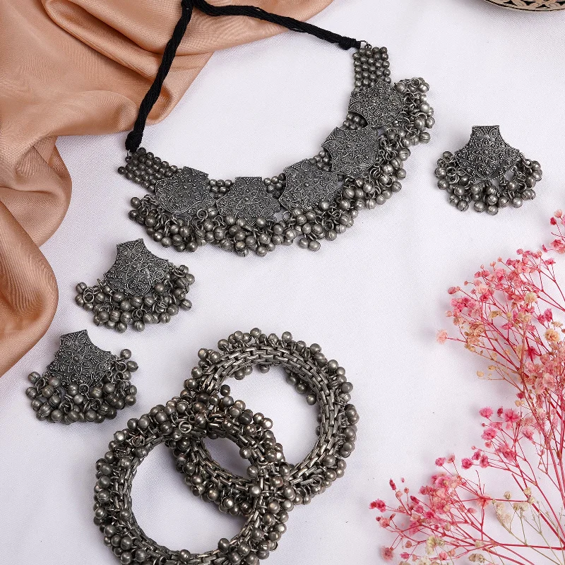 Elegant Jewelry, Exclusive Prices – Shop Now Teejh Manisha Silver Oxidised Jewelry Gift Set Elegant Jewelry, Exclusive Prices – Shop Now Teejh Manisha Silver Oxidised Jewelry Gift Set