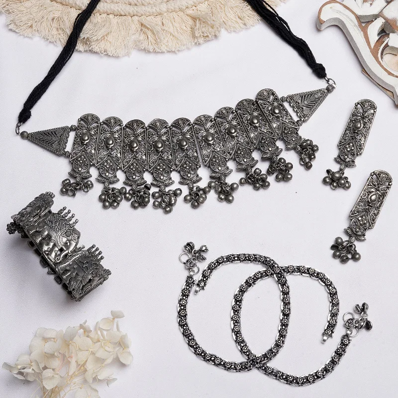 Upgrade Your Jewelry Collection For Less Teejh Rajhani Silver Oxidised Jewelry Gift Set Upgrade Your Jewelry Collection For Less Teejh Rajhani Silver Oxidised Jewelry Gift Set