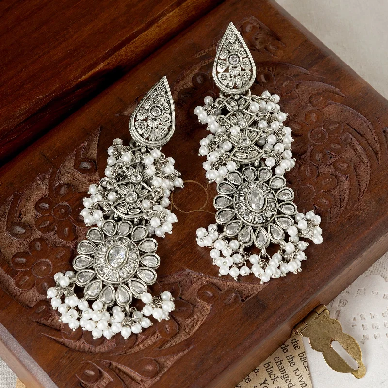 Shine Without Limits – Jewelry Sale Happening Now Teejh Tomara Silver Oxidised White Earrings Shine Without Limits – Jewelry Sale Happening Now Teejh Tomara Silver Oxidised White Earrings